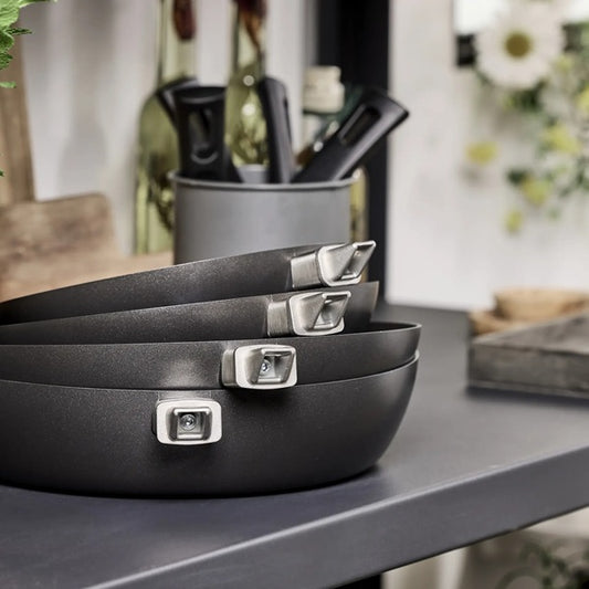 SCANPAN Urban Fry Pan w. Detachable Handle 26cm  RRP$449